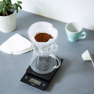 
                  
                    Load image into Gallery viewer, SIMPLY HARIO V60-02 GLASS BREWING KIT
                  
                